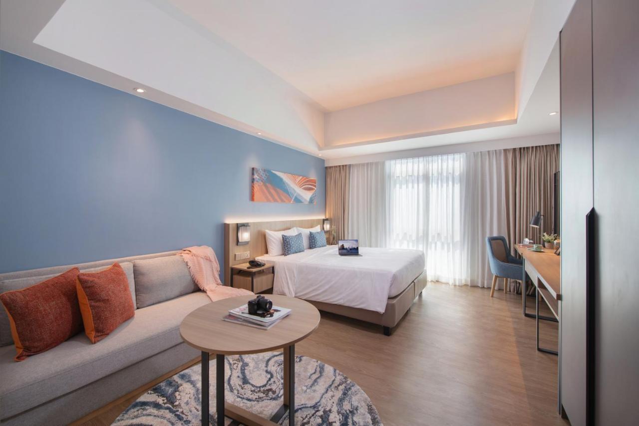 Citadines Roces Quezon City Exterior photo